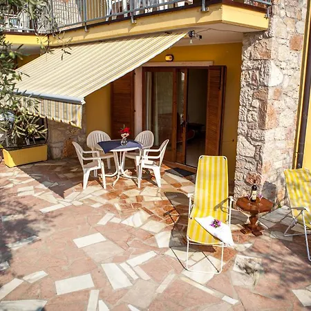 Taki Village Ξενοδοχείο 3*