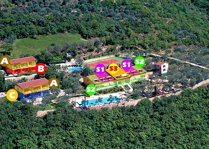 Taki Village 호텔