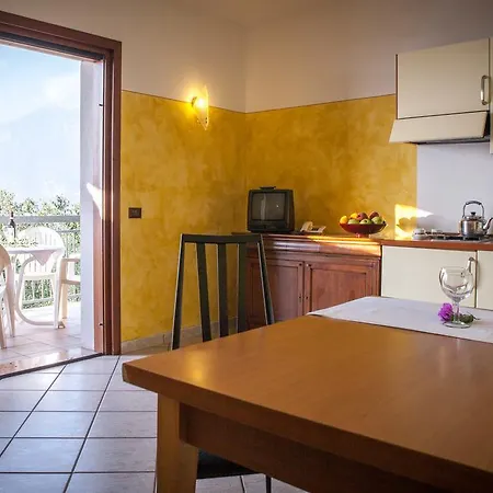 Taki Village Hotel 3*