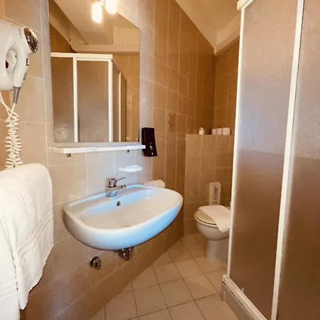 Taki Village Hotel 3*