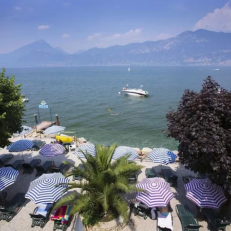 Taki Village Hotel Brenzone sul Garda