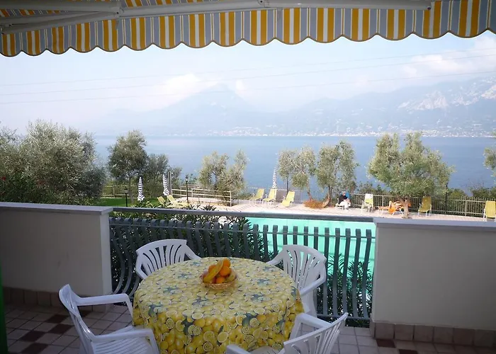 Taki Village Hotel Brenzone sul Garda